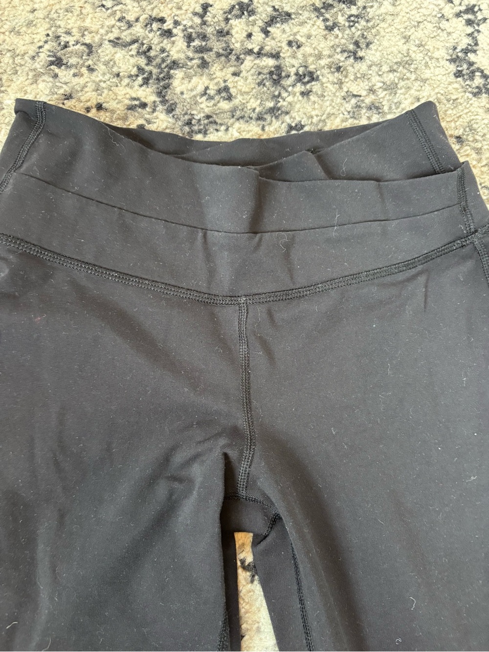 lululemon athletica Black Petite Short Flared Leggings Crossover size 4 - Picture 3 of 8